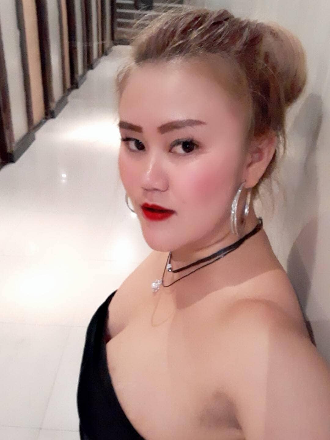 Hot & Sexy girlfriend- hot girls in pak kret