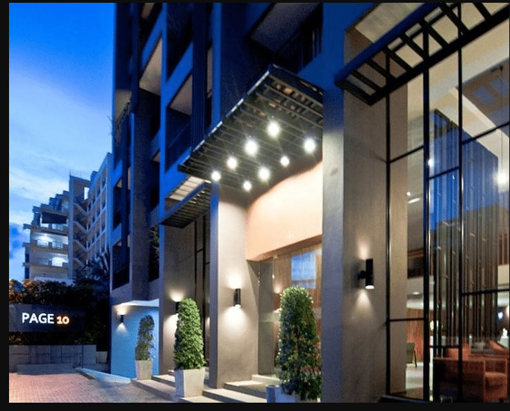 Page Hotel 10 Page Hotel 10